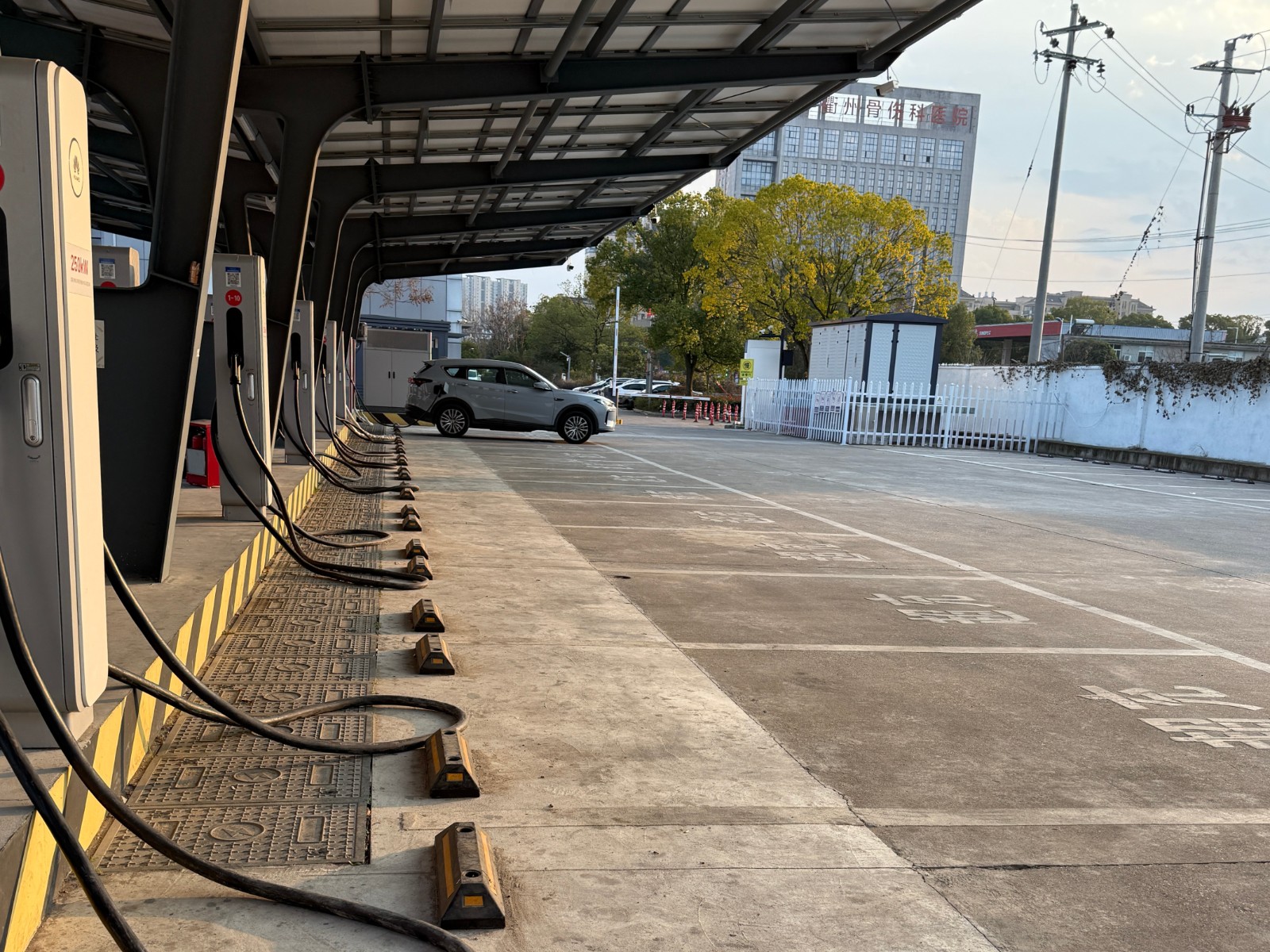 策馬爭(zhēng)先“開門紅”｜信安能源公司開局起勢(shì)向綠而行，以實(shí)干圖強(qiáng)向新而進(jìn)