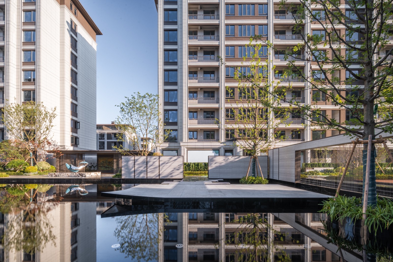 策馬爭(zhēng)先“開門紅”｜信安置業(yè)公司以 “滿格” 激情奏響春日奮進(jìn)曲